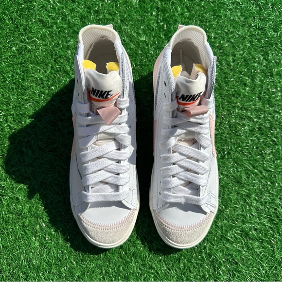 Nike Blazer Mid ‘77 Jumbo White / Atmosphere - Pink Oxford - Picture 7 of 13